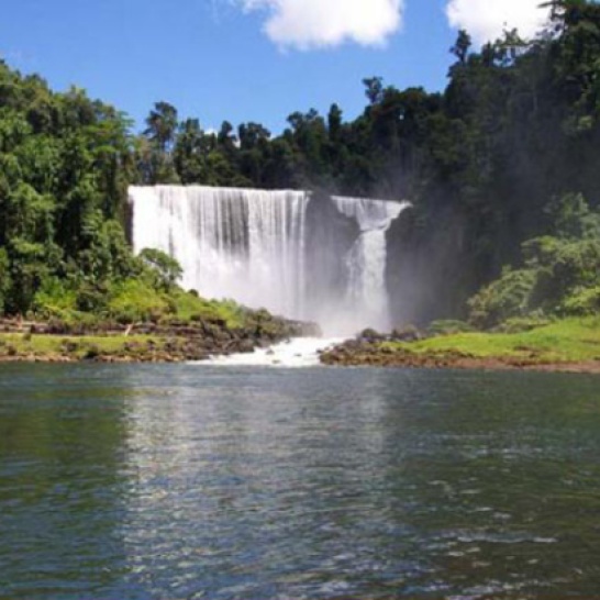 waterfalls_papua_new_guinea_photo_png_tourism_promo_auth